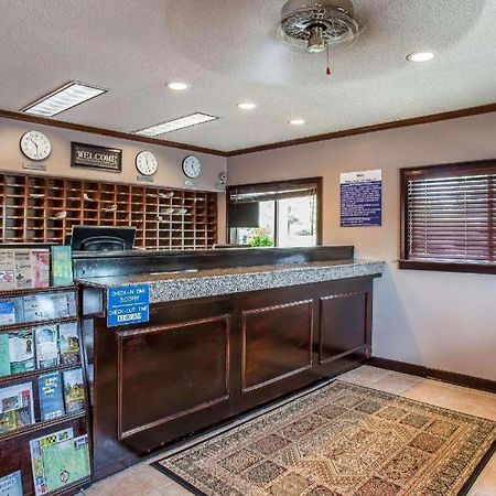 Suburban Studios Charlotte-Ballantyne Luaran gambar