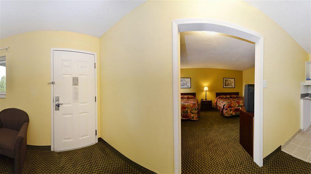 Suburban Studios Charlotte-Ballantyne Luaran gambar