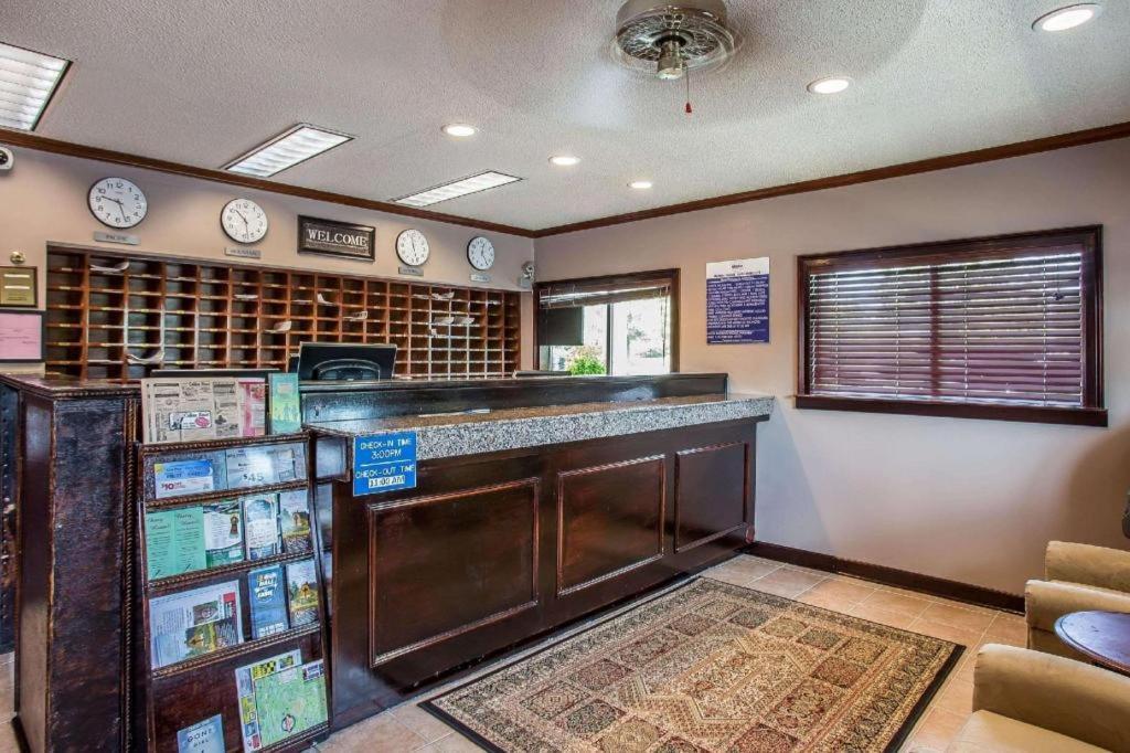Suburban Studios Charlotte-Ballantyne Luaran gambar